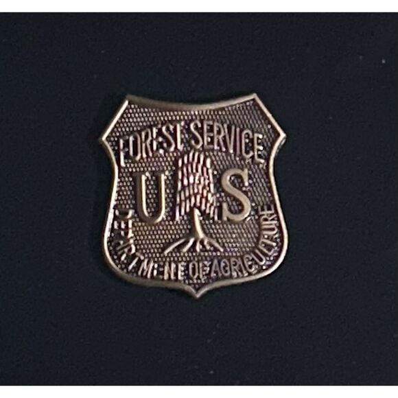 US Forest Service -Dept of Agriculture Firefighter's mini badge tie tack -NEW - Picture 1 of 3